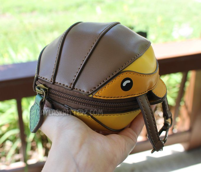 KaylasKritterz's tweet image. I would like very much to restock the Rolly Polly pouches, and possibly do a new color variant but would need enough 'backers' to get them made. Who's with me?