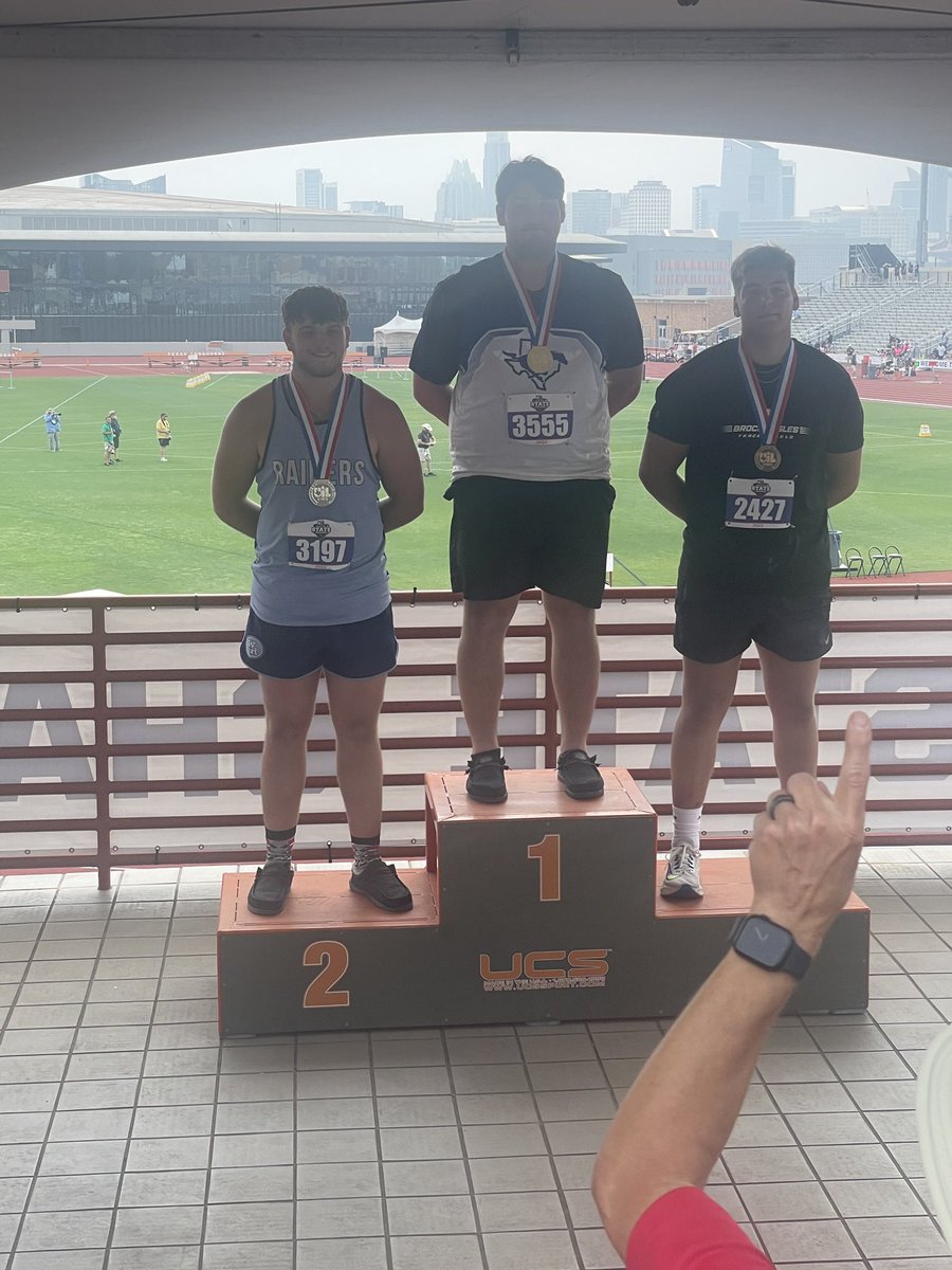 CoachNConway's tweet photo. Introducing your 2023 Texas 3A State Shot Put Champion @MasonHill2023 ! Congratulations and a job well done. Way to finish out your high school career! It’s a great day to be a Mustang! He is our school’s first ever State Champion in Track &amp; Field! #OSOS @CVMustangs https://t.co/VXDQg6ApOQ