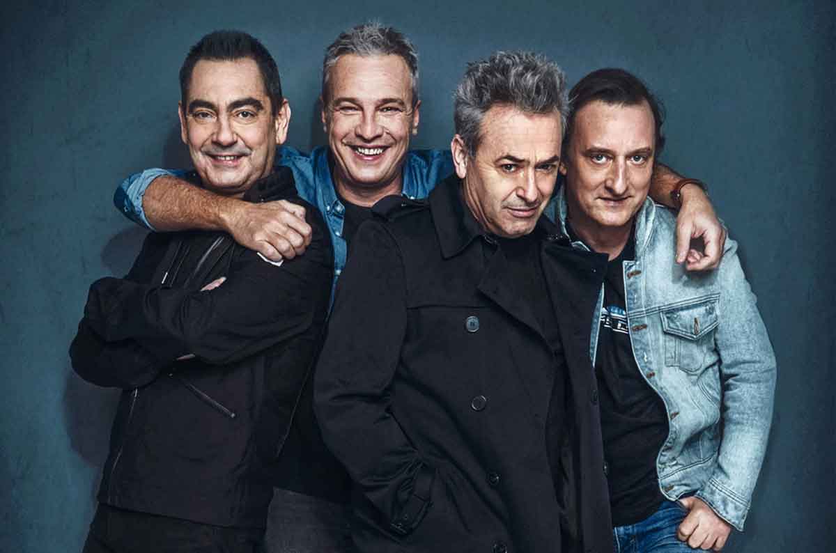 Formula_Music's tweet photo. ¡DIFÍCIL! 😱
¿Con cuál de estos grandes grupos del Pop Español te quedas?
🔃 EL CANTO DEL LOCO 
❤️ HOMBRES G https://t.co/mtv4ER5Cl3