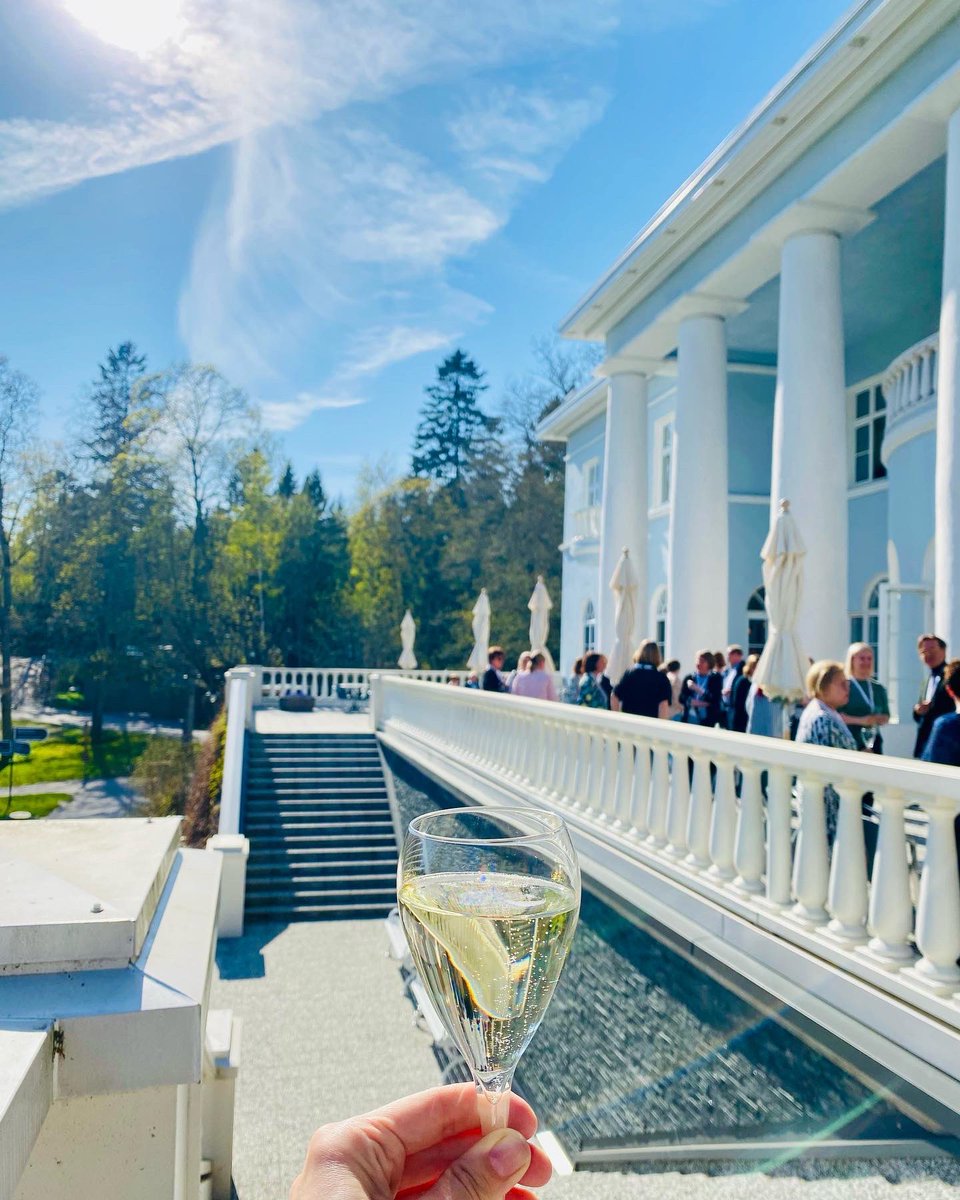 TAlagirova's tweet photo. Attending Finnish Atherosclerosis Society meeting at Porvoo. Keynote speaker by Chris Packard from Glasgow University, UK. ☀️ Next week: German Atherosclerosis Society meeting and EAS. Looking forward to meeting you there @ProfKausikRay. https://t.co/OcVrMzGrjw