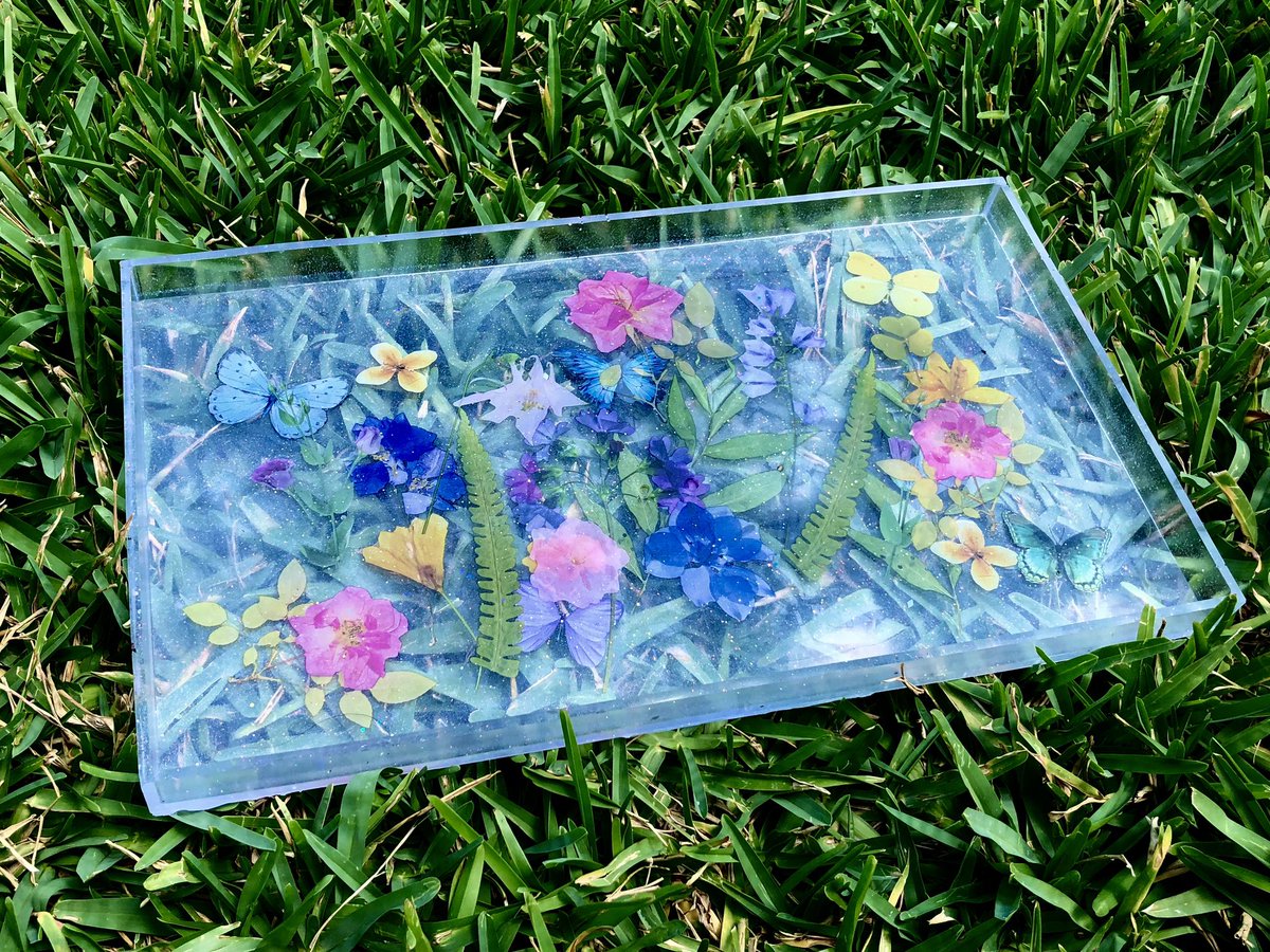 fairythrulife's tweet photo. ✨Surprise✨ 
I just added a four set of coasters and a tray to my website! 
I was gonna wait and do a big update but I’m really proud of the work I’ve been putting out lately💕🌸🌱
So anyways snag these if you want your home to feel like a fairy garden wonderland🐸 https://t.co/OUStCdkBGk