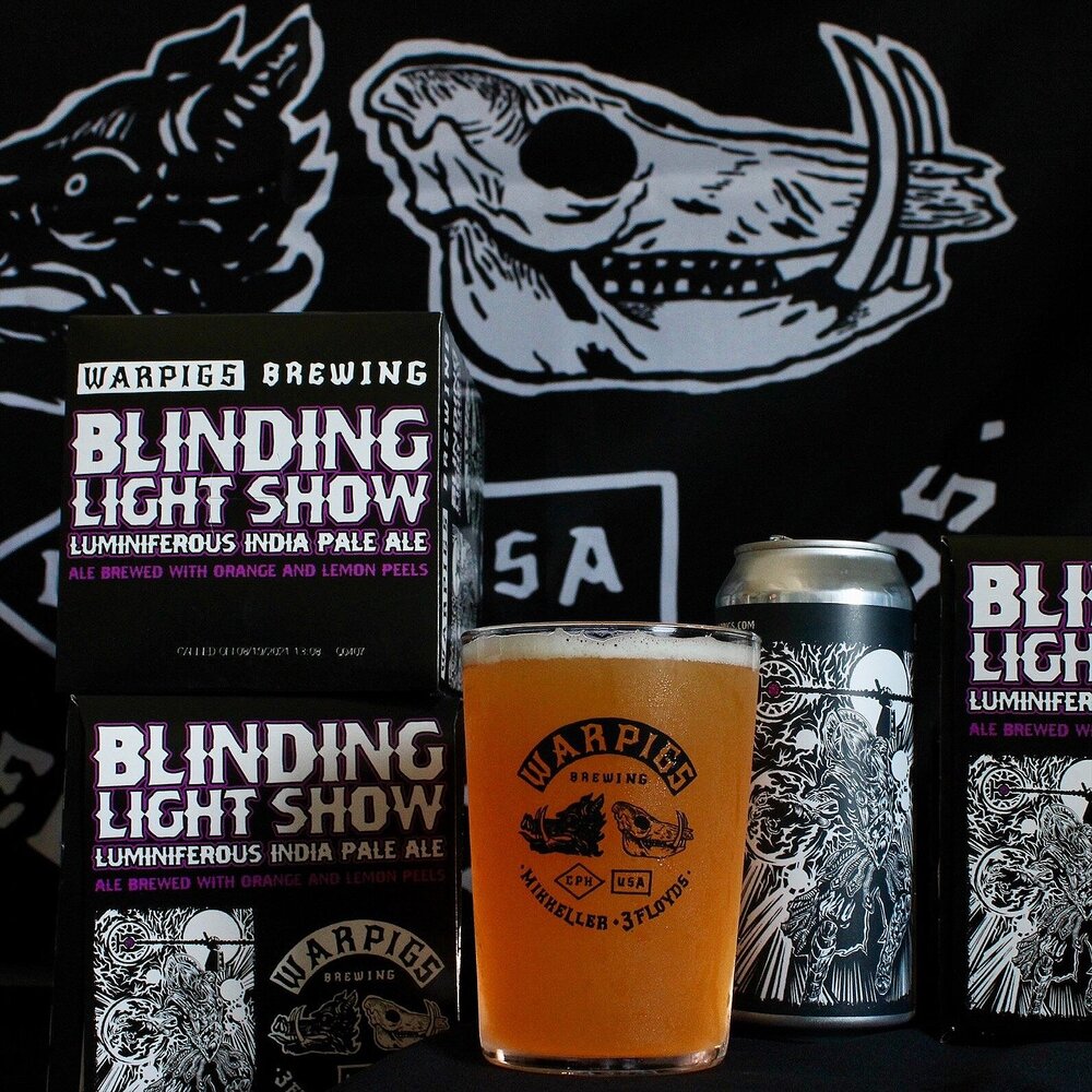 tumanstap's tweet image. Now on draft:  @WarPigsBrewing Blinding Light Show IPA.  This ale is brewed with orange and lemon peels. Bold citrus and tropical flavors - clocks in at 7% ABV.
#warpigsusa #warpigsblindinglightshow #3floydsbrewing #threefloydsbrewing (pic: #warpigsbrewingusa #chicagobars
