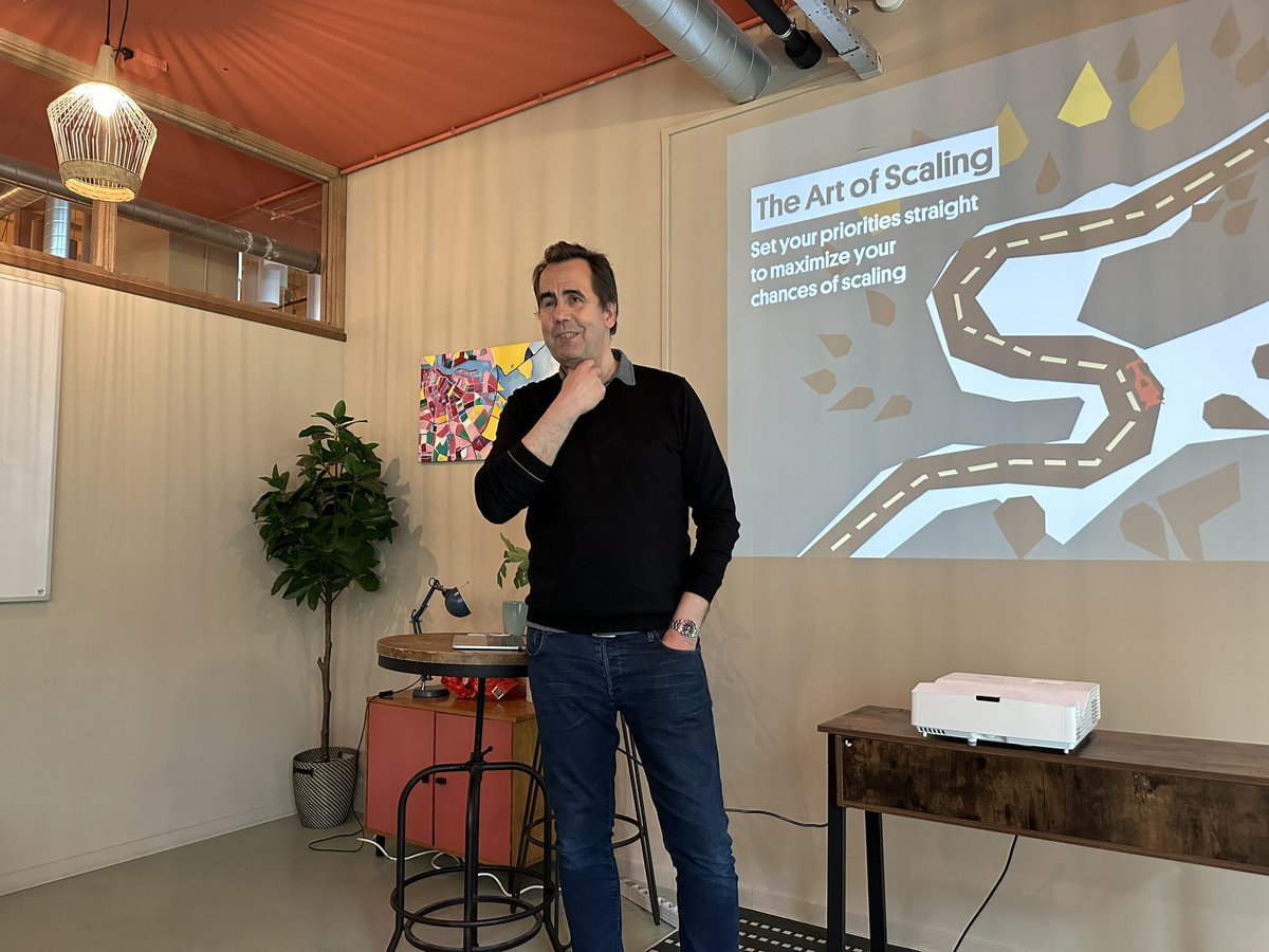 bartomlo's tweet photo. Enjoyed a super interesting first day of the ScaleUpBoard program by @ScaleUpNation. Started with an introduction to the Art of Scaling by #MennovanDijk #inspiring #growth #scaleups https://t.co/yD8e4AwJsP