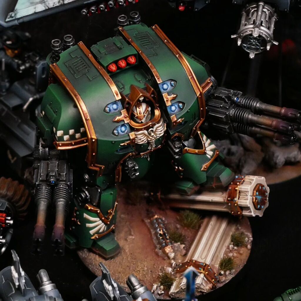 Tonight on stream we're still going strong on that space Wolves dreadnought so tune in to see how it's going!

Twitch.tv/mohawkminiatur…
Patreon.com/mohawkminiatur…
YouTube.com/mohawkminiatur…

#warhammer #warhammer40k #40k #spacemarine #spacemarines #darkangels #mini #miniat…