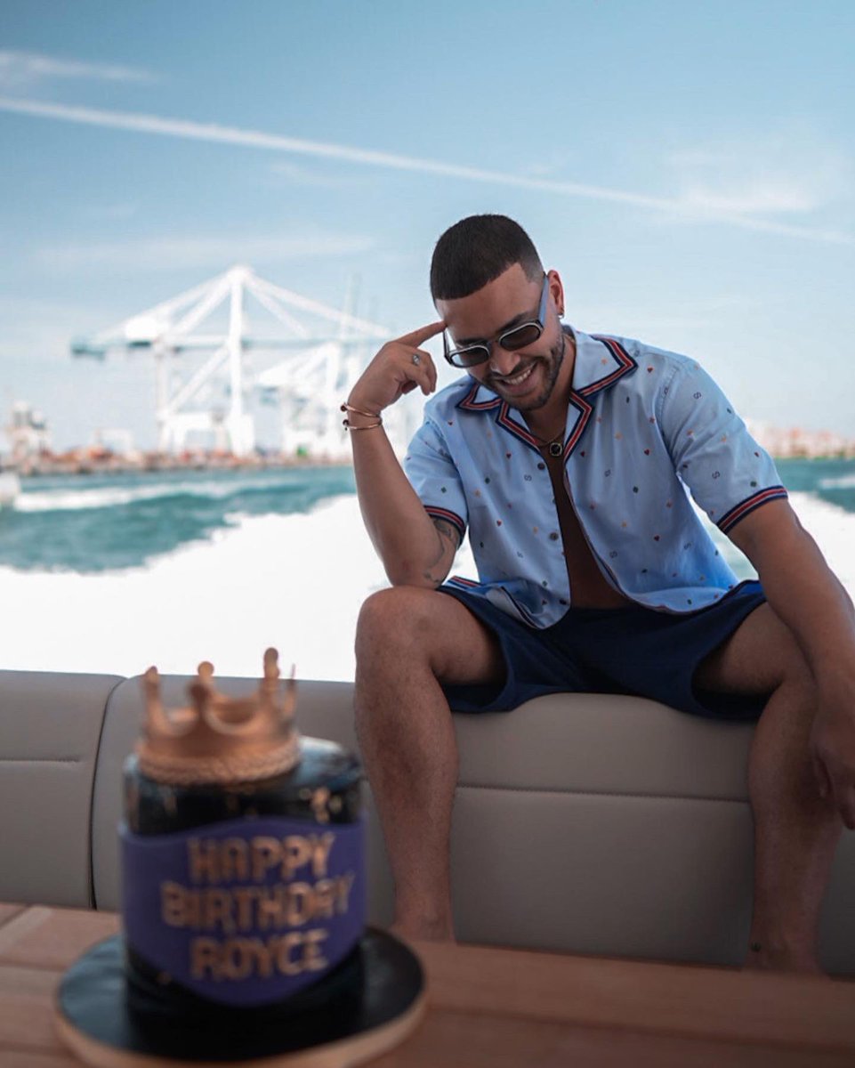 PrinceRoyce's tweet photo. Bendecido por otro año más! Happy birthday to ME! ♉️🎂 https://t.co/jKWpWSQdLU