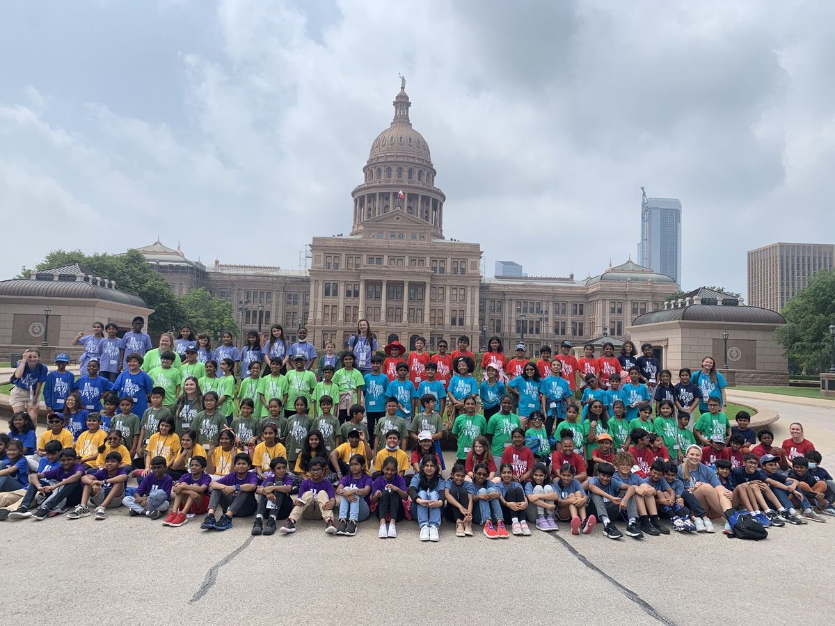 Our 4th graders are having a wonderful trip to Austin today!  #CRECoyotes