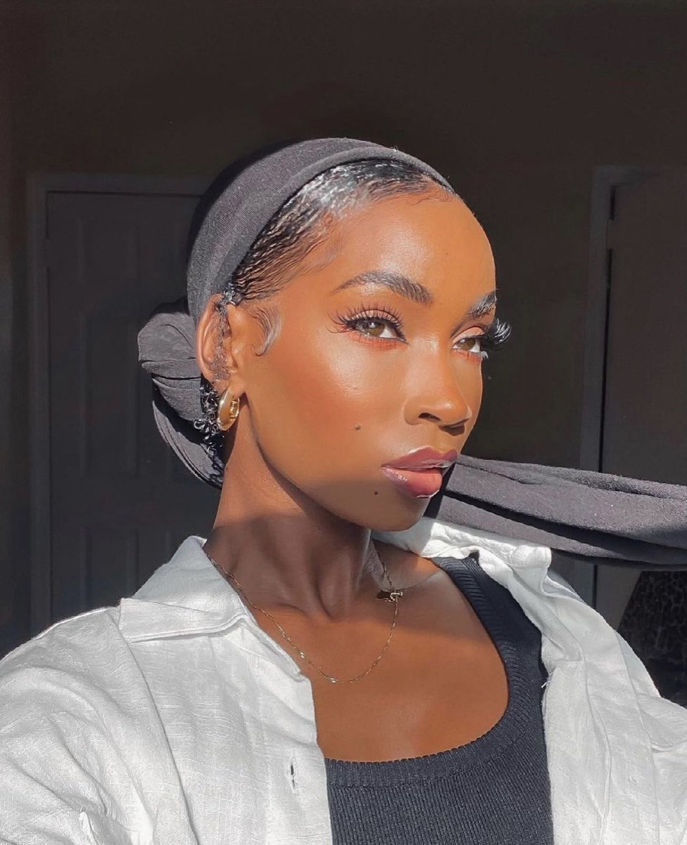 Black Headwrap everytime 👏🏾🖤 Certified #Wrapqns 👑wrapqueen.com/products/black…
