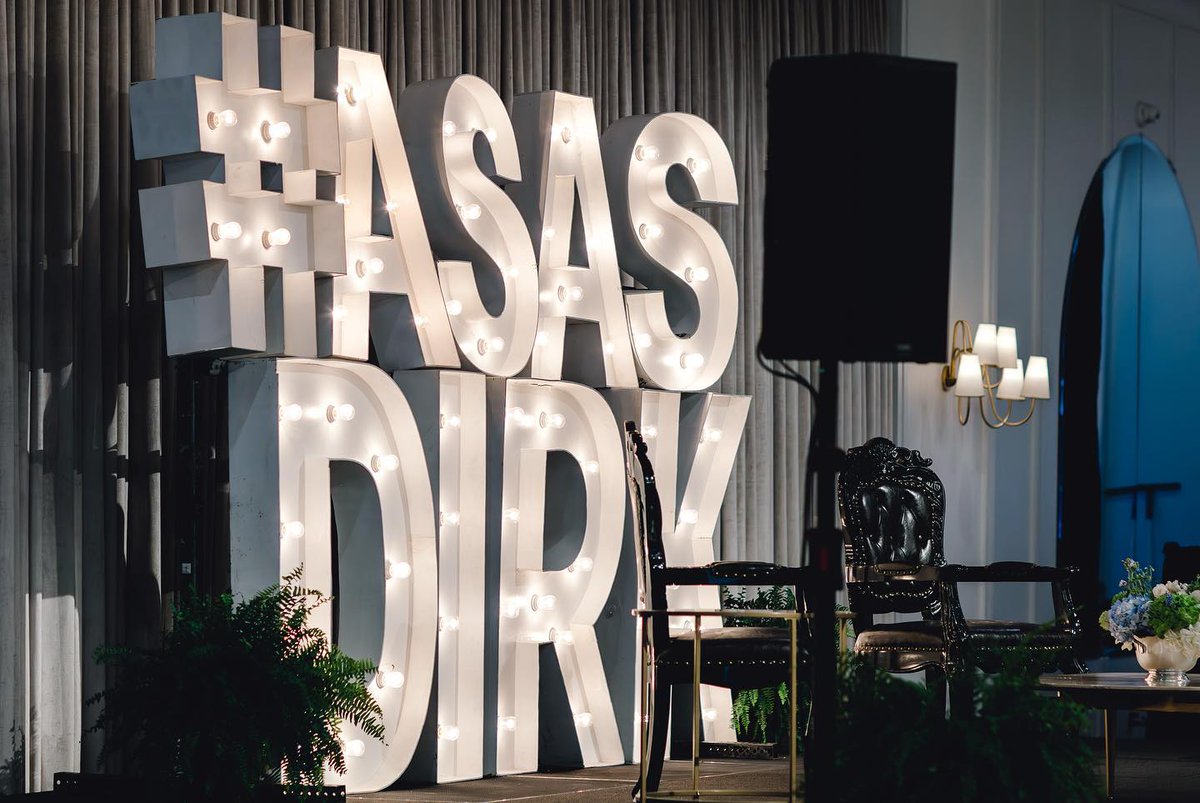 InYourPocket tweet media