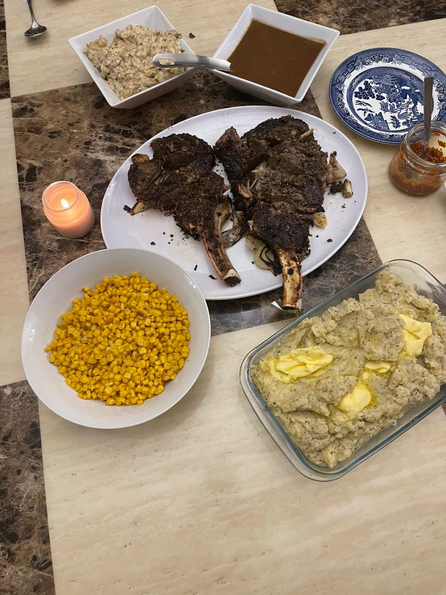 SIERRAEYESALONE tweet media