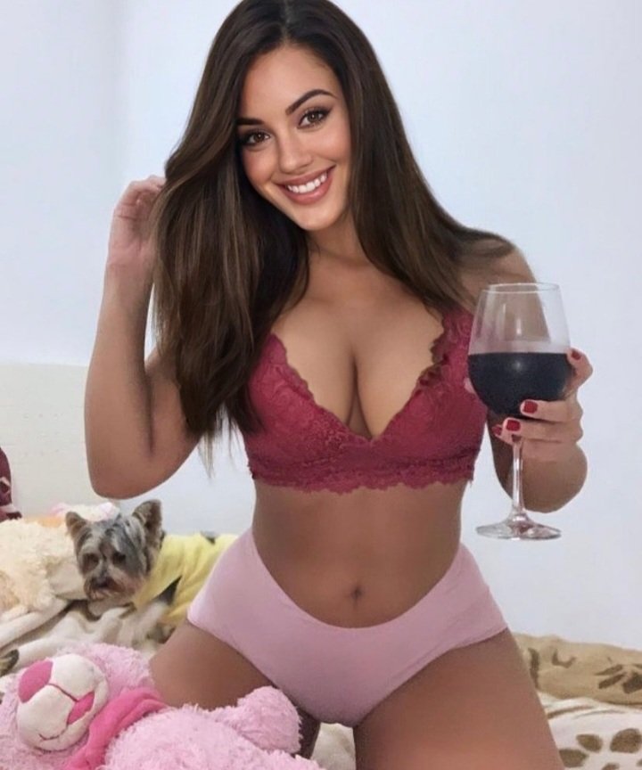 Moms Selfies on Twitter: "RT @SexyManager99x: Sending my Soccer nudies