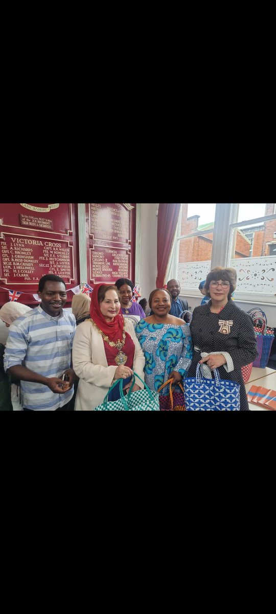 BuryBolton's tweet photo. At the Big help out event with Charities and communities celebrating King Charles III is coronation with the mayor of Bury in red scaff, Helen fron bury VCF ,BRAC members ,Our Bury army  and many more that turned up. What a memorable day. https://t.co/9Th8WfwyBf