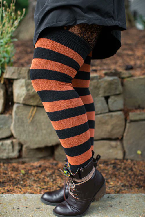 SockDreams's tweet photo. Thigh high Thursday in full swing! 

https://t.co/XfCwa7nxxd
#programmersocks #thighhighs #stripedsocks https://t.co/60BGzPBSAq