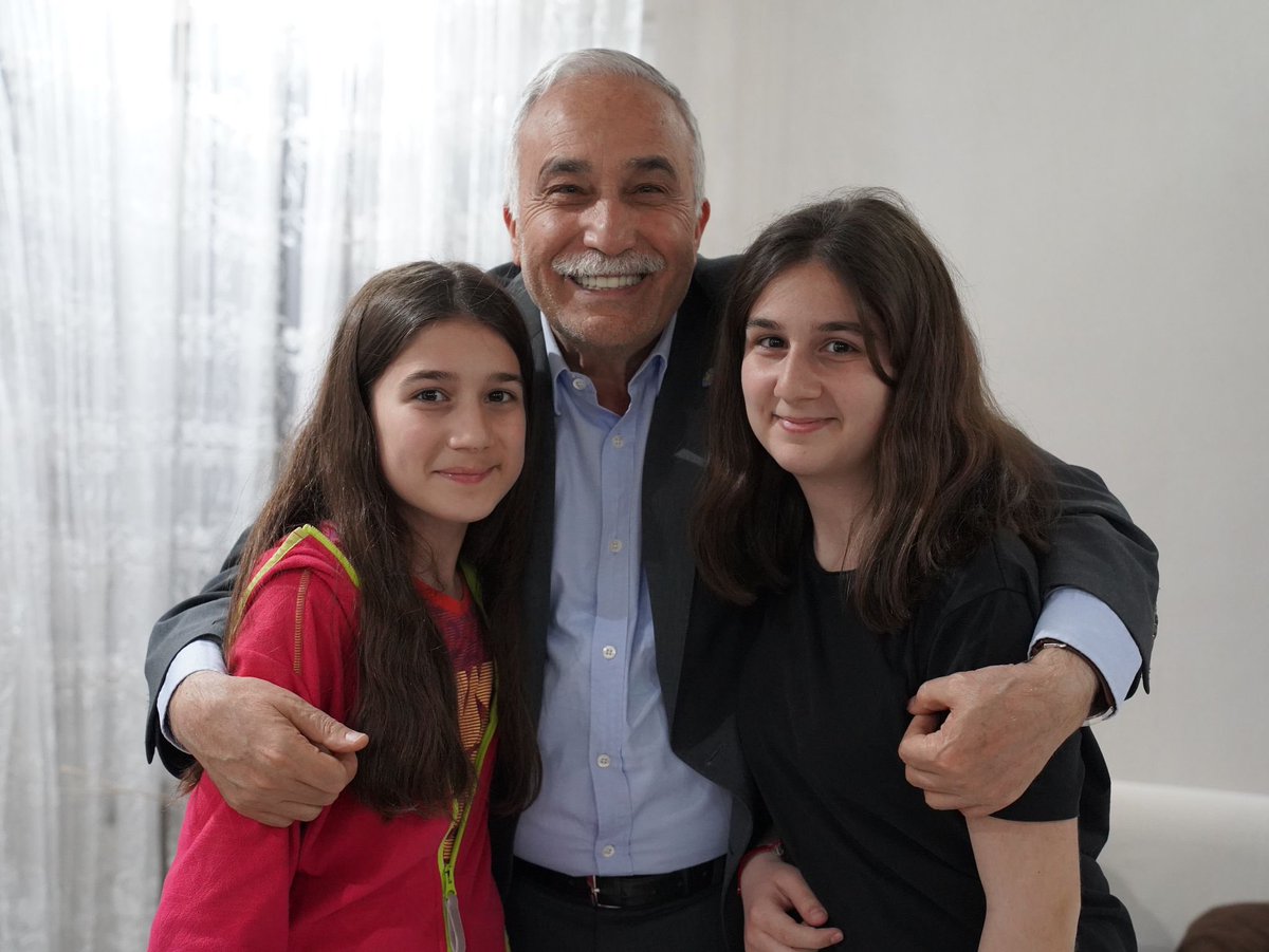 aefakibaba's tweet photo. Teşkilat arkadaşlarımızla ev toplantılarımıza aralıksız devam ediyoruz.

Bugün Ankara İl Yönetim Kurulu üyemiz @sematant Hanımefendinin organize ettiği ev toplantımızda Güzel Ailesinin misafiri olduk. Bu muhteşem aileye bizleri ağırladıkları için teşekkür ediyorum.#BirlikteKazanacağız