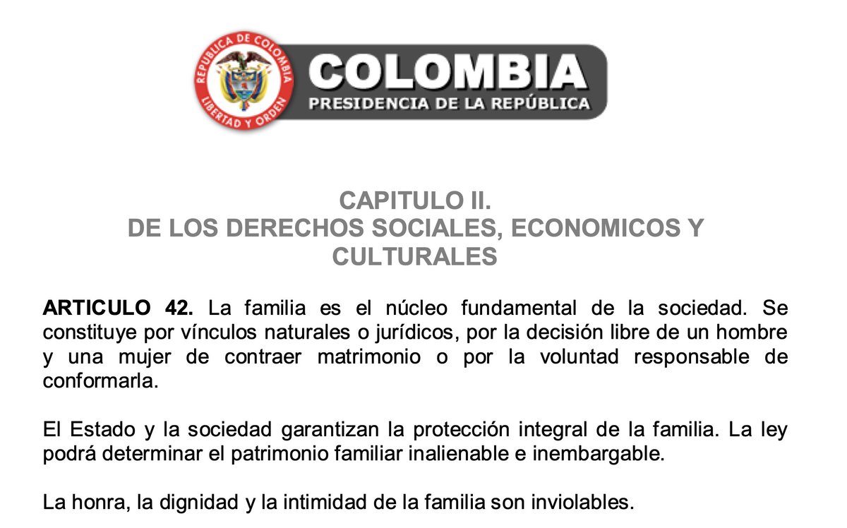 martinhidalgo's tweet photo. Congresista hace referencia al artículo 42 de la Constitución, pero parece que ha leído una Carta Magna que no es la peruana. https://t.co/aqSV1Ia5eX