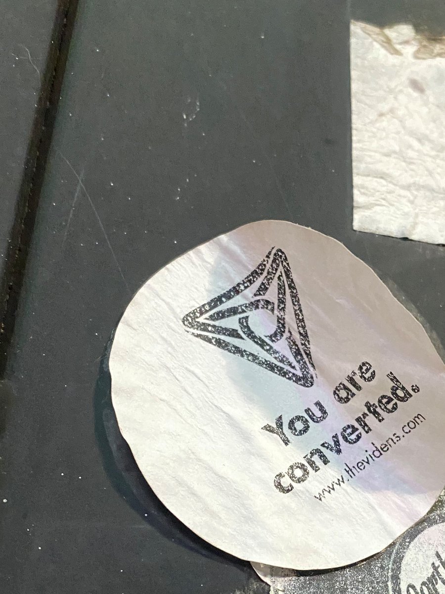 thevidens's tweet photo. Open your heart to the beauty of interconnectedness and embrace the Viden way of life. #Connectedness #Oneness #MondayMood #Mondayvibes #MondayMotivation https://t.co/CWVstNHXwH https://t.co/aKpGv0vOXT