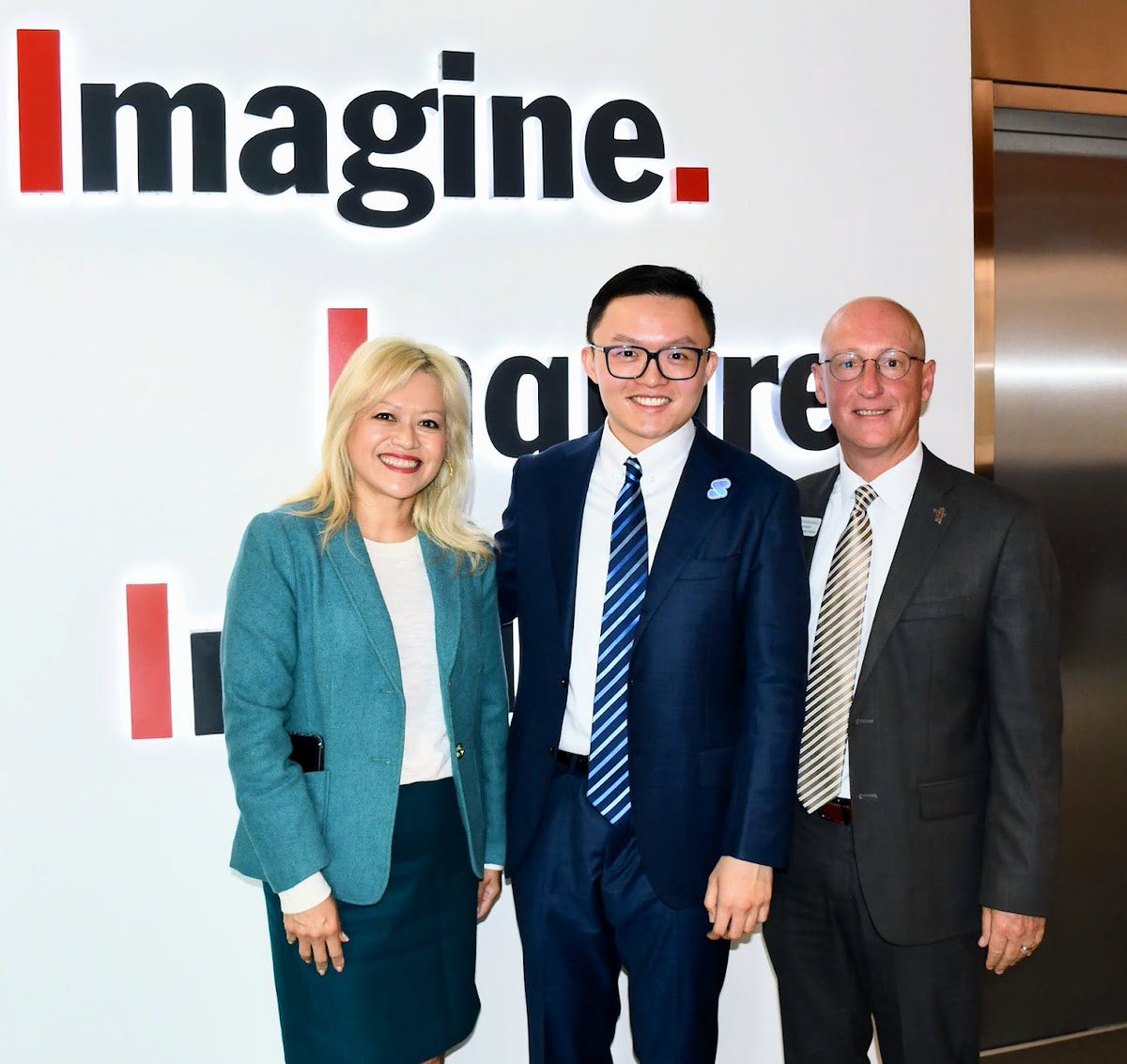 DrMariaMPoulin's tweet image. Thank you @davidvannasdall for sharing district best practices &amp;amp; success stories at @losangelescoe’s Regional Superintendents Meeting at @ArcadiaUnified 👏📚✏️
It’s an honor to learn about your successful #StudentCentered program, internships to entrepreneurs &amp;amp; meet @TravisMChen