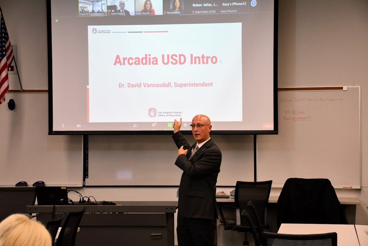 DrMariaMPoulin's tweet image. Thank you @davidvannasdall for sharing district best practices &amp;amp; success stories at @losangelescoe’s Regional Superintendents Meeting at @ArcadiaUnified 👏📚✏️
It’s an honor to learn about your successful #StudentCentered program, internships to entrepreneurs &amp;amp; meet @TravisMChen