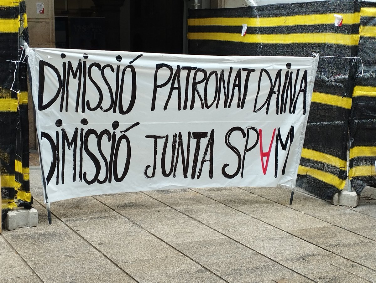 Escusi's tweet photo. @EndavantMaresme @maresme_cgt @cosMaresme @COSnacional @Endavant_OSAN @CUPMataro @CGTCatalunya @sepc_maresme @SindiAltMaresme @laminademasnou @MasnouAntifa Dimissió Patronat Daina ja!! Perquè la Protectora de Mataró pugui tornar a funcionar bé, per les treballadores i els animals https://t.co/V8PRDE6LqE