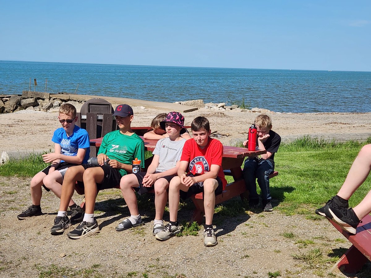 Sorensen1027's tweet photo. Group 2 building a beach fire. #CMSoutdoorED https://t.co/Q0d0t8V2PG