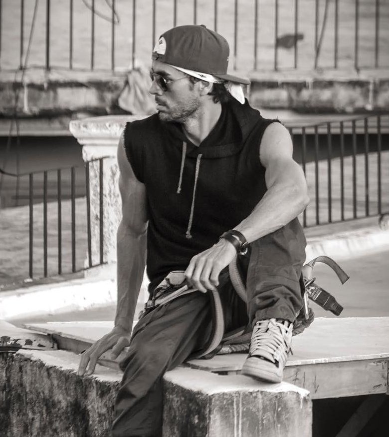 The global pop icon Enrique iglesias has reach 23,026,107 monthly surpassed on Spotify

-Without releasing any new music, he received more than 800,000 listeners in the last 5 weeks 🔝

Keep streaming: open.spotify.com/artist/7qG3b04…