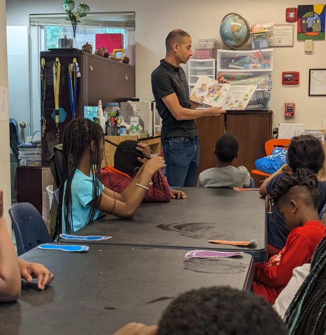 AbdelElnoubi's tweet image. It was great to be back last night to read to our Ruby Tucker Readers. This week’s theme was teacher appreciation! 

#ThankATeacher #TeachACPS #RubyTuckerReaders