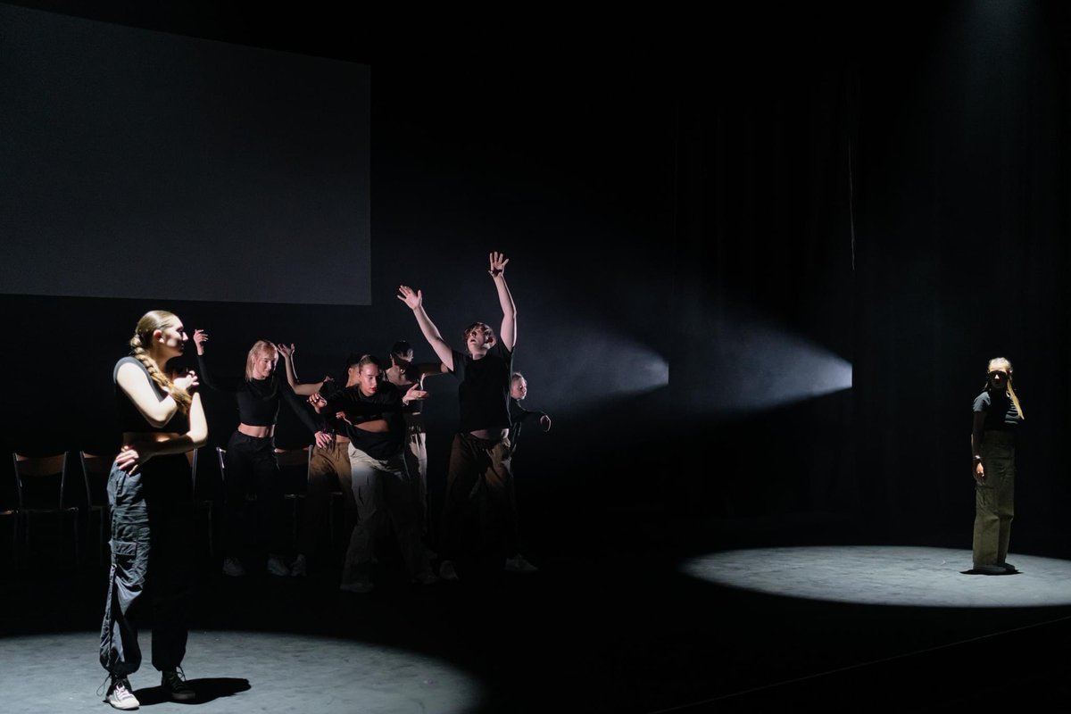 Hub Dance Team tweet media