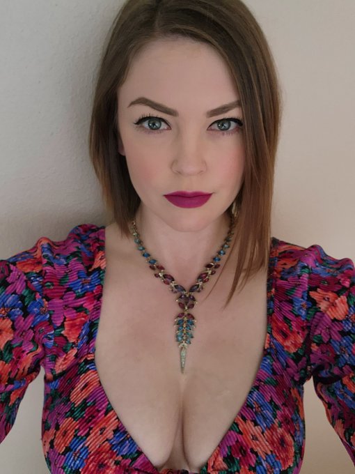 Only on https://t.co/ch08tHia1v https://t.co/9DRvbQzU8U