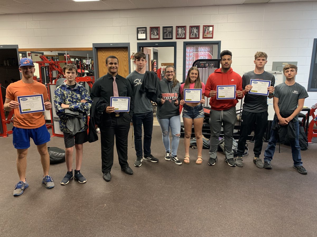 Some of our student-athletes that were Triple Threat Athlete recipients. They played 3 or more sports this year. Congratulations.