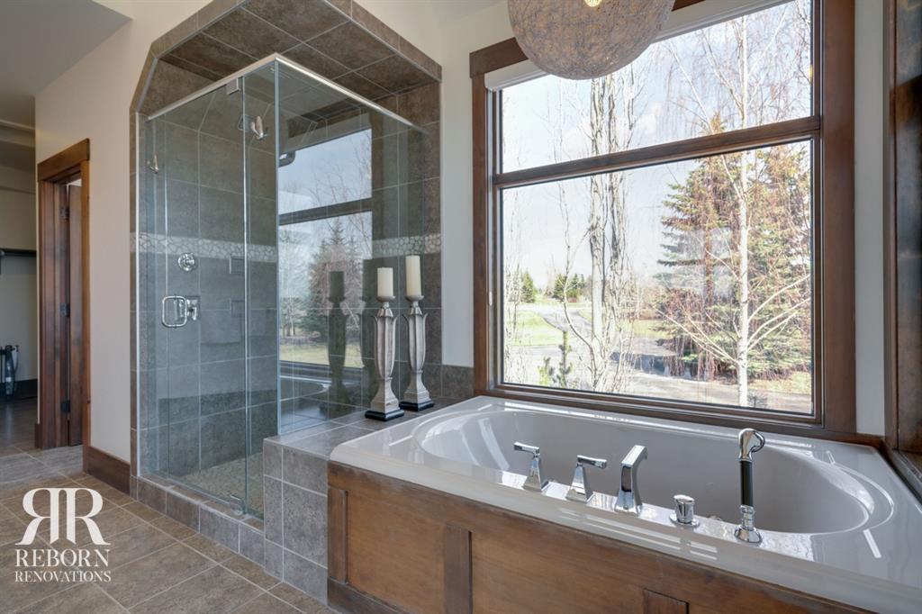 RenosReborn's tweet photo. S P R I N G B A N K // The Reborn team recently completed a 4 bath and Master Bedroom upgrade here in Spring Bank!
The whole master bedroom and master bath saw an entirely new floor plan and layout, with a new large walk in shower, soaker tub and unique and intricate tile work th https://t.co/WLAmYGQamN