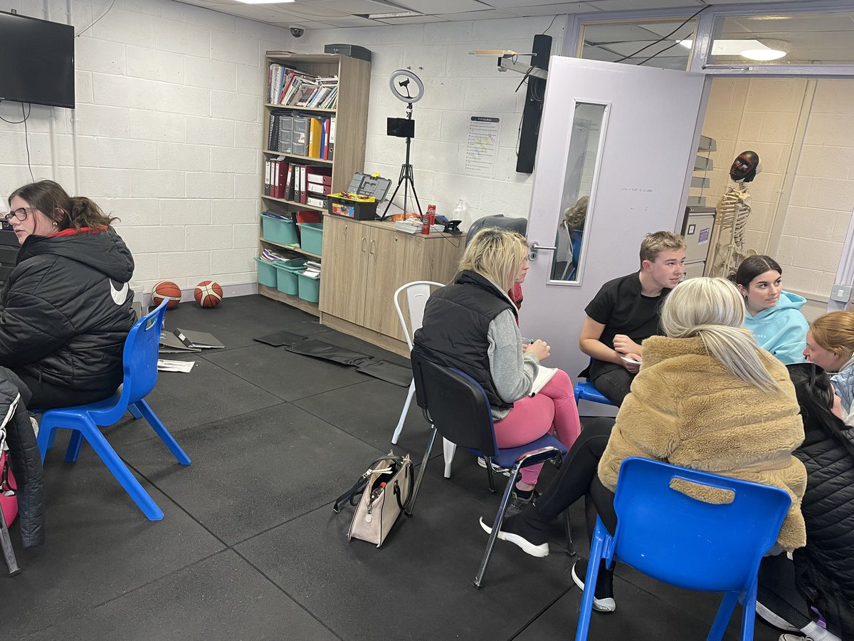 cytcarlow's tweet photo. Thursday activities to #chill and take time out @ CYT👍 https://t.co/AORQmpeTpc