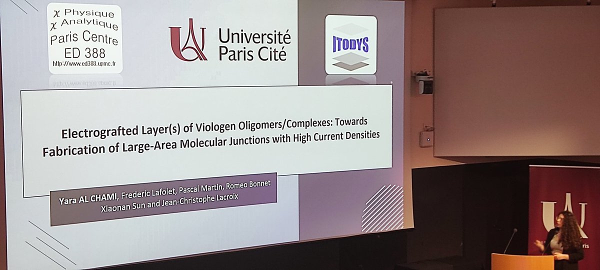 elecnano tweet media