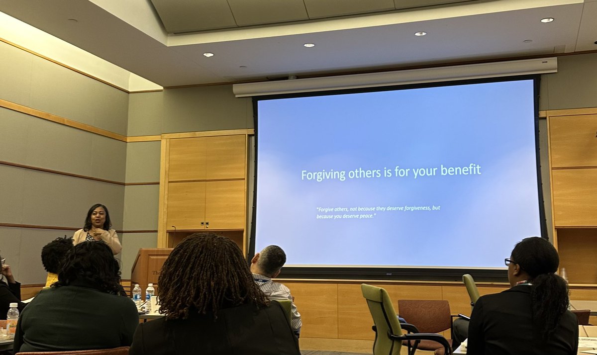 Diana Montoya-Williams, MD MSHP, FAAP tweet media