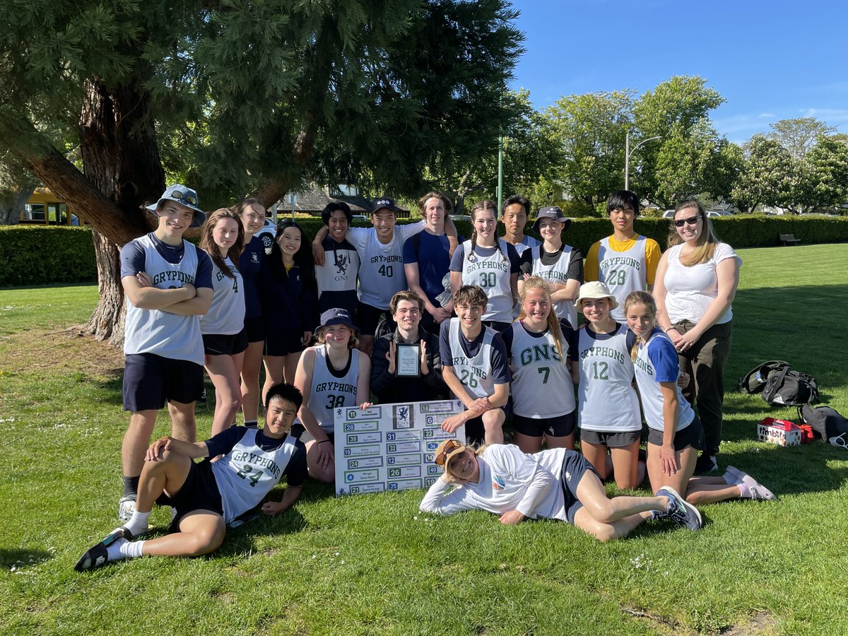 Congratulations to the Senior Ultimate team for finishing second at the Island Championships, which qualifies them for the Provincial Championships!

#mygns #ultimate #seniorschool