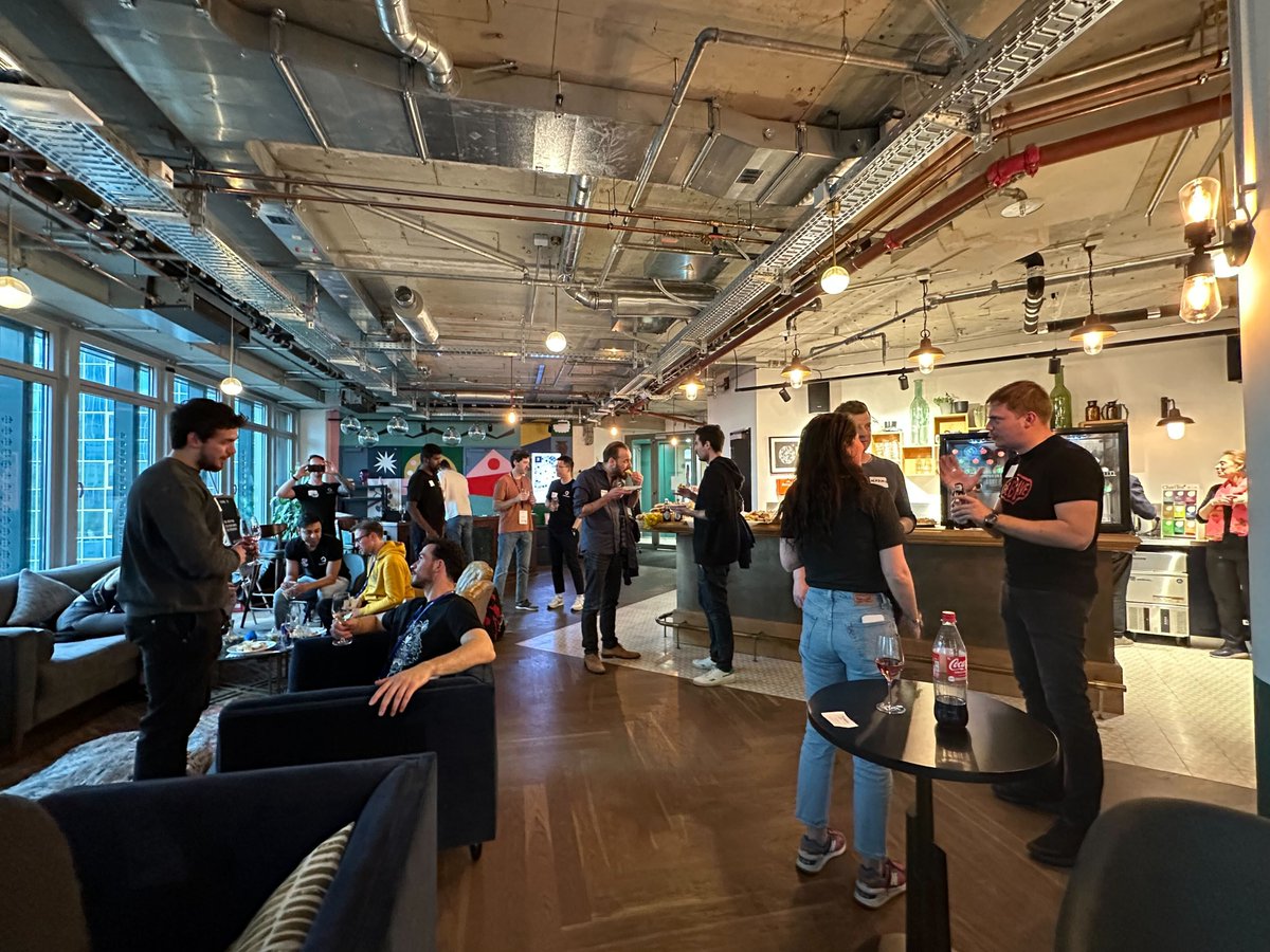 digitalocean's tweet image. 🐬 Our team had a great time meeting and chatting with attendees at the @CEEFrankfurt!

🙏 Thank you to all the attendees for joining our Happy Hour. We had a blast!

💙 We loved the energy in Frankfurt, and excited for the next event!

#CloudExpoEuropeFrankfurt #CEEF23