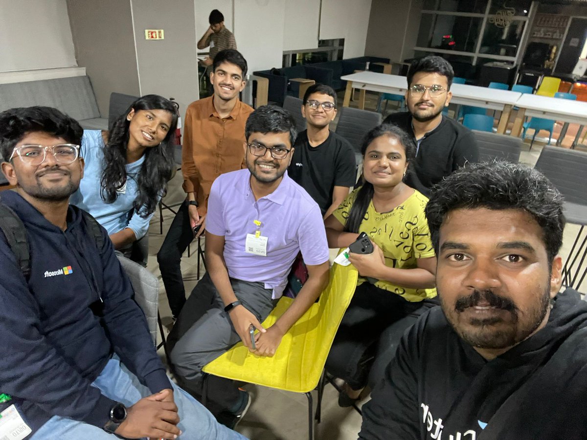 gayuga99's tweet image. #GoogleIO2023 Watch Party #bangalore 🎉🥳
@myselfshubhendu @GopinathanAswin @poonmjha @sakshamgupta392 @prasadsunny1 @fenil_jain_
@vaibhavshn @karunganessh @FlutterBLR #flutterwizards #geekyants