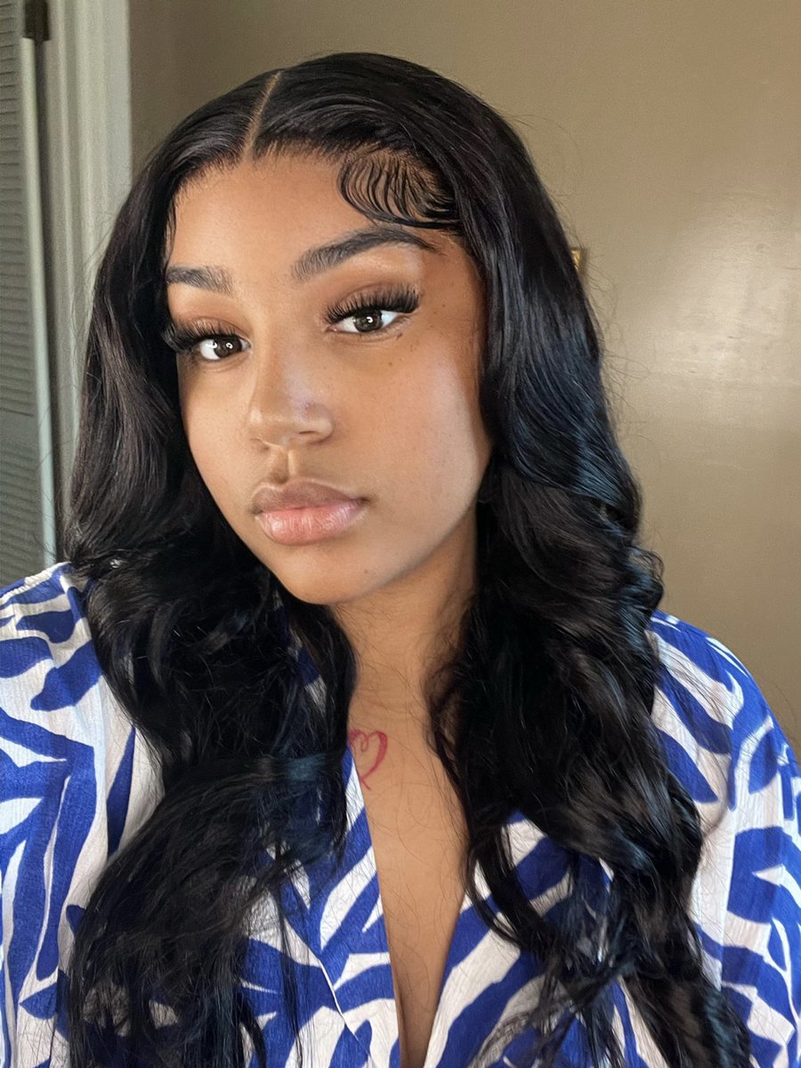 TR_yayaa's tweet photo. that damn face card don’t EVER decline 😍 https://t.co/6JmXycyFzB