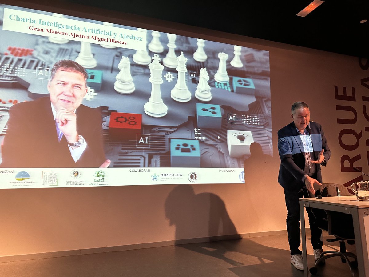 Inteligencia Artificial y Ajedrez, con Miguel Illescas en el Parque de las Ciencias.
Granada es ciencia, Granada es IA.