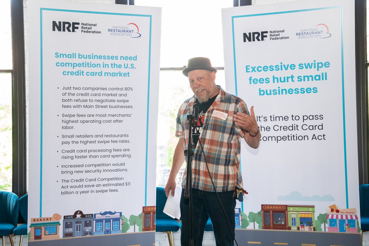 Capitol Hill Assoc. of Merchants & Professionals Exec. Dir. Tony Tomelden speaks as dozens of #smallbusiness owners gathered to back the #CreditCardCompetitionAct.
 @SenatorDurbin @RogerMarshallMD @NRFnews @CHAMPSdc #creditcard #swipefees @WeRRestaurants
 tinyurl.com/yc77ptn6