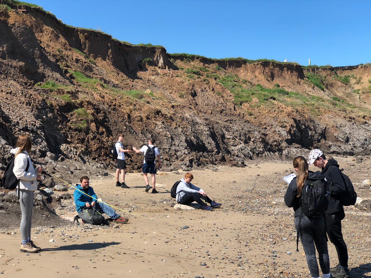 bbsgeography's tweet photo. Year 12 have been busy working on the East Yorkshire coast today involving a range of fieldwork activities being completed at 
@CranedaleCentre, in North Yorkshire, as part of their A Level course 🌍📋🖊️ #Geography #ALevel #Fieldwork #Education https://t.co/KVHoOh7rEl