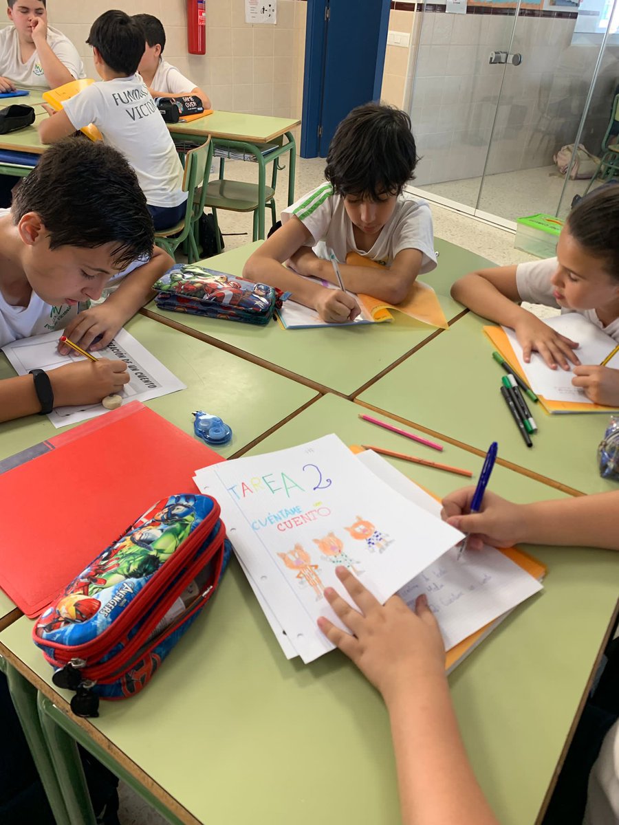 SJObrero's tweet photo. 🚨PROYECTO: 
LEER TE DA ALAS 🪽 
#Primaria 
Tercer ciclo ya están en el ecuador de su proyecto. 
Rutinas, destrezas y estrategias de cooperativio, sin dejar atrás esquemas, creaciones literarias y otras actividades como se ven en las evidencias
#ColegiosDiocesinos
#ECOescuelasFV https://t.co/TjKGo9xFPJ