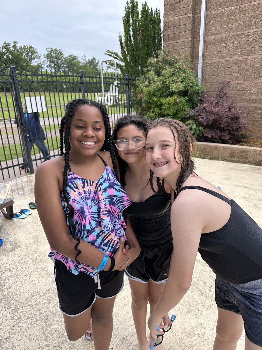 Meredith Schaaf tweet media