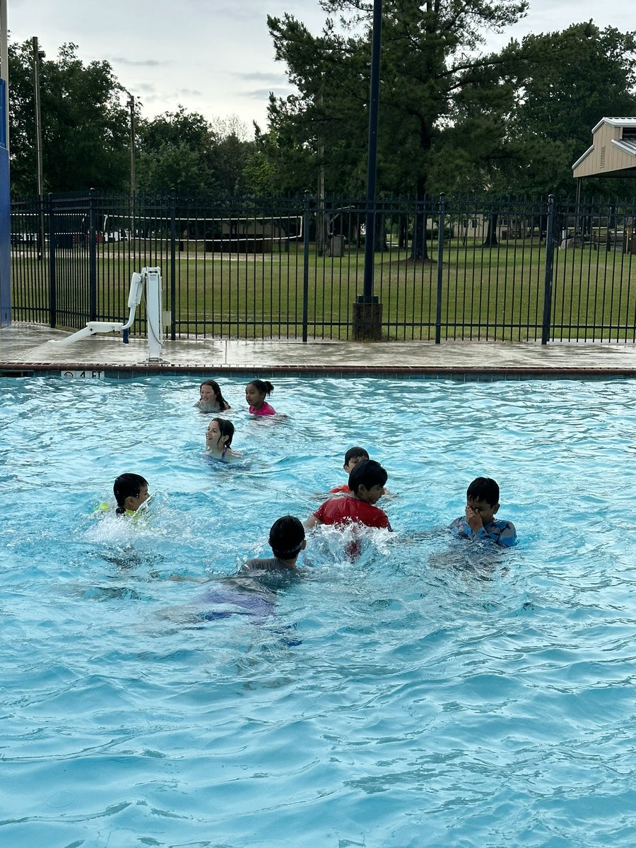 Meredith Schaaf tweet media