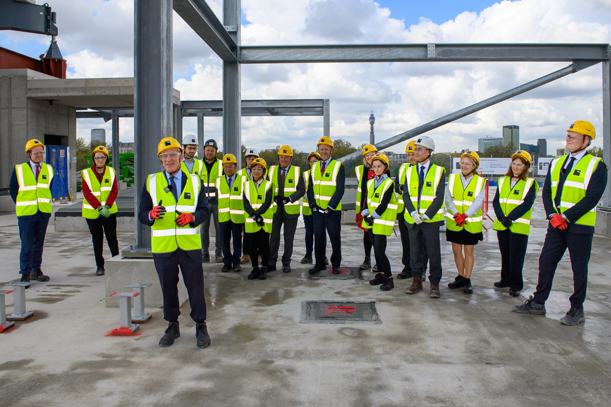 UCL's new world-class neuroscience celebrated topping out at #256GraysInnRoad – reaching the highest point of our new world-class translational #neuroscience centre @UCLIoN @UKDRI @uclh @UCLBrainScience @UCLEstates @HealthUCL 
#London