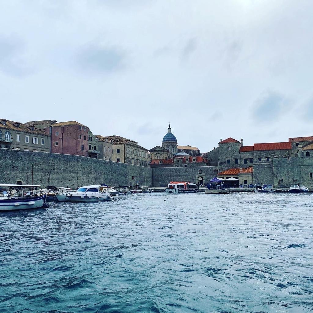 imprs_cbp's tweet photo. Amazing start of our retreat in Cavtat, Croatia😍 We are enjoying excellent talks by our #phdstudents, lively discussions, career advice by our spokespersons, social activities and the wonderful #Dubrovnik region!
@MPIbp @goetheuni @uni_mainz @fias_science
#biophysics #imprs_cbp https://t.co/TV1K68ZEdZ