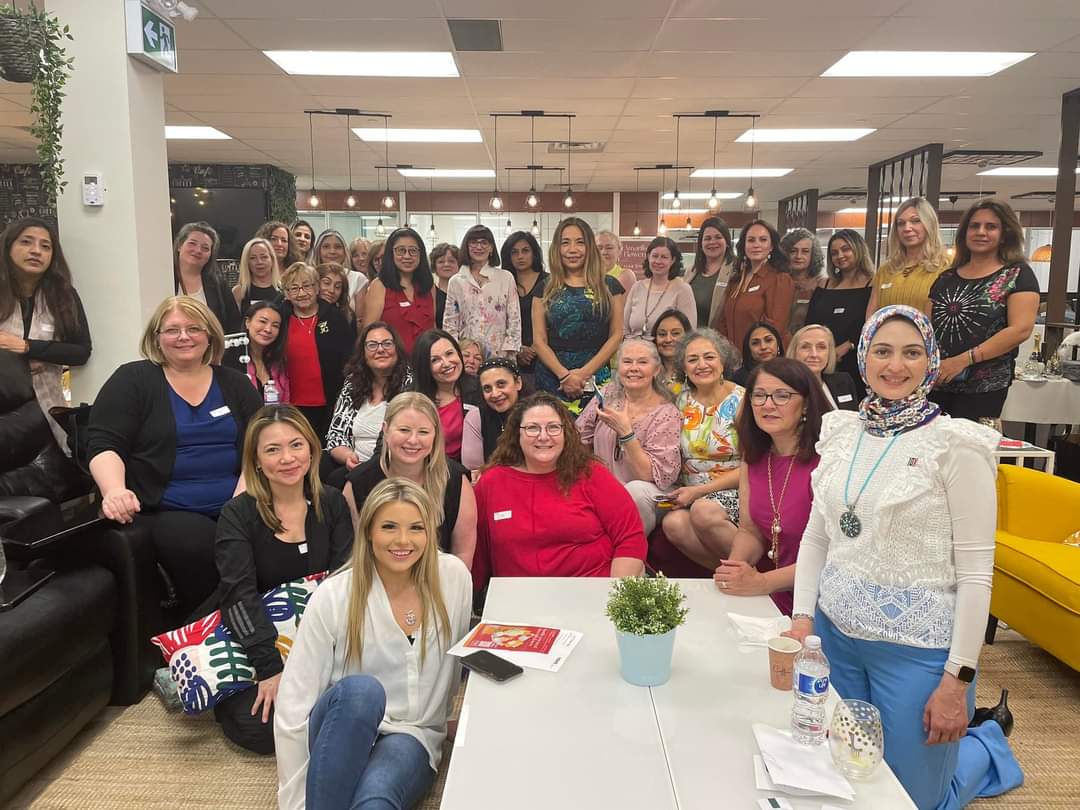 JudyL_88's tweet photo. So much fun getting together for the #mawb evening event this week at #touchdowncoworkingspace. Thanks @ChristineHull13 for organizing. #networking #mississauga #sipandshop #womeninspiringwomen #SmallBiz #mawbmay https://t.co/vo4AFkuLLX