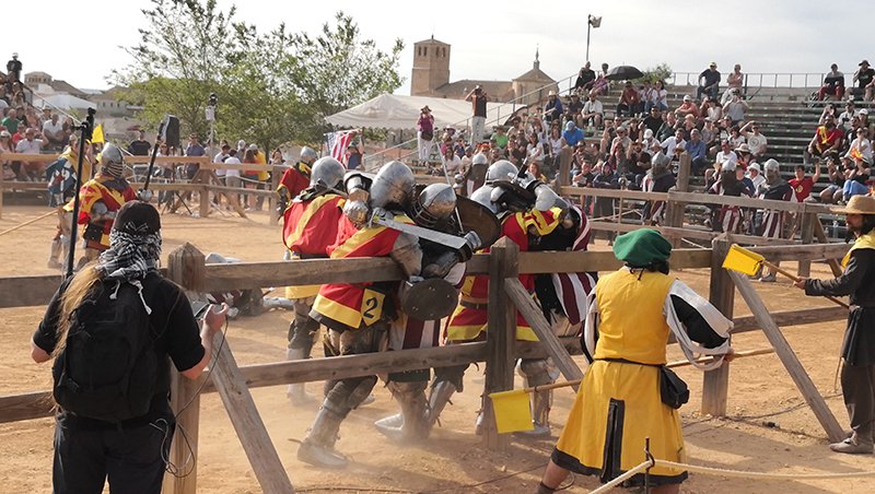 dacilmp's tweet photo. Muy épico el Torneo Mundial de #CombateMedieval del #CastillodeBelmonte Un deporte muy honorable a la par que cafre 😅
https://t.co/dkTM2EIfoF https://t.co/RQagUsC0AV