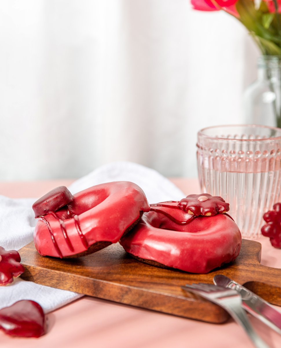 Whether it's mom, grandma, auntie, work mum, dog momma, plant mom, etc etc — Celebrate the motherly figures in your life with a sweet treat! ⁠They deserve it! ⁠🌷⁠
⁠
Tomorrow through to Thursday, May 18th, we'll have a berry special, I Love You Berry Much donut 🍫🫐