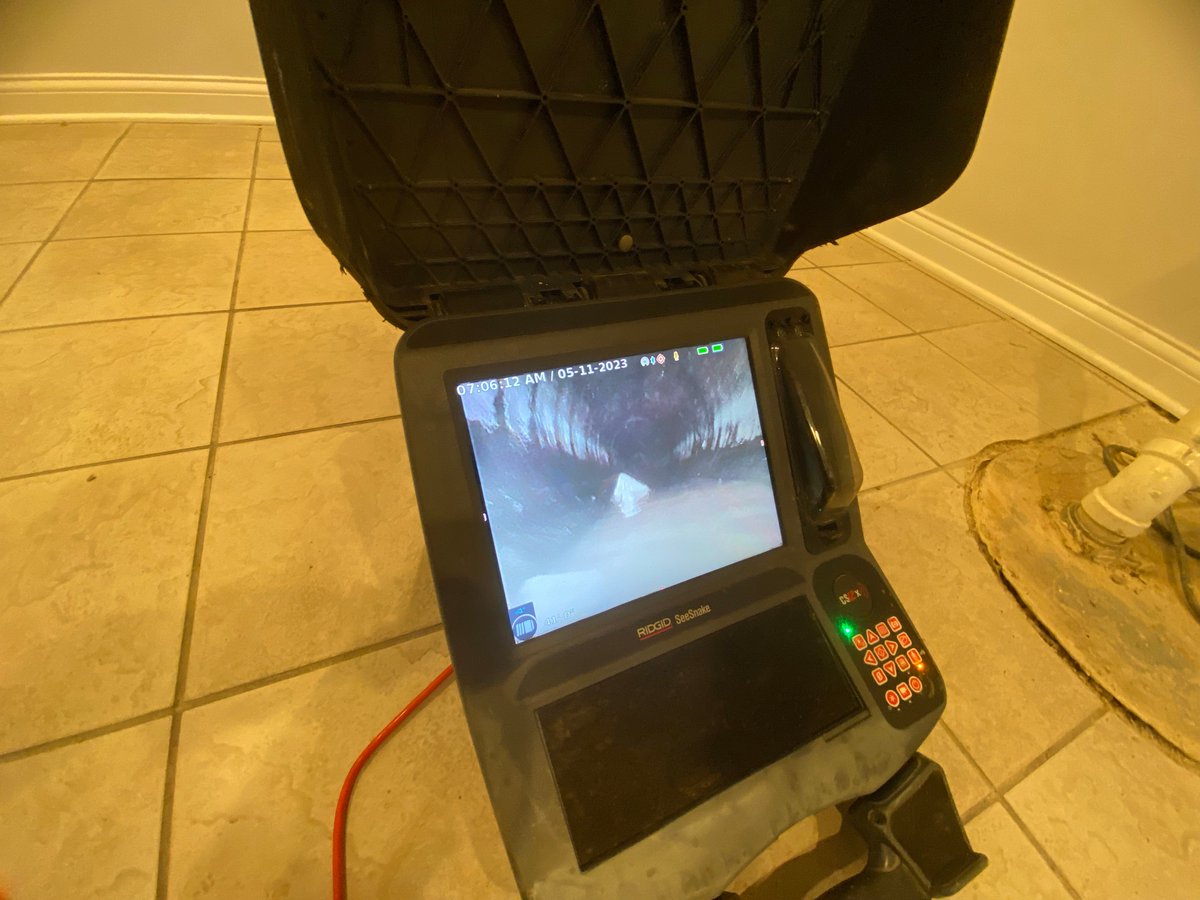 chiplumbingexp's tweet photo. Sewer Camera Inspection Service for a customer in the Lincoln Square area of Chicago.
#sewercamerainspection #sewerscoping
https://t.co/ld4kTtEU5a https://t.co/DPHq53lB3O