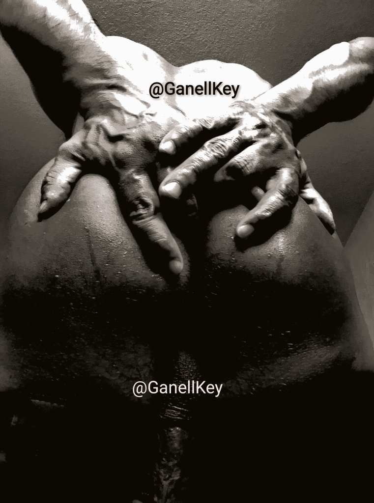 AlFaHotwife's tweet photo. Hoy queremos ver los collares 😍🖑 digo las manos de los caballeros 

Hombres: suban aquí foto de sus manos y yo les doy ❤🔃
🚫PENES NO🚫

Portada: @GanellKey @cava_el @Depi2022 @gordillo_lucio 

#AlfaDinamicas https://t.co/8zdFk8ajYv