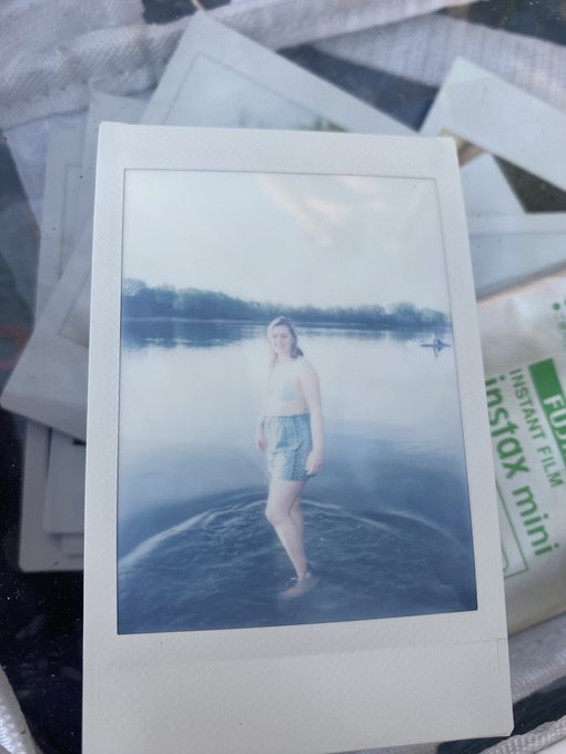 Glad summer is finally here 💗 I&rsquo;ll be online  on MFC tomorrow during the day 😊 https://t.co/jaPt20FF<a href="/tag/fetcon"class="tags"><span>#fetcon</span></a>